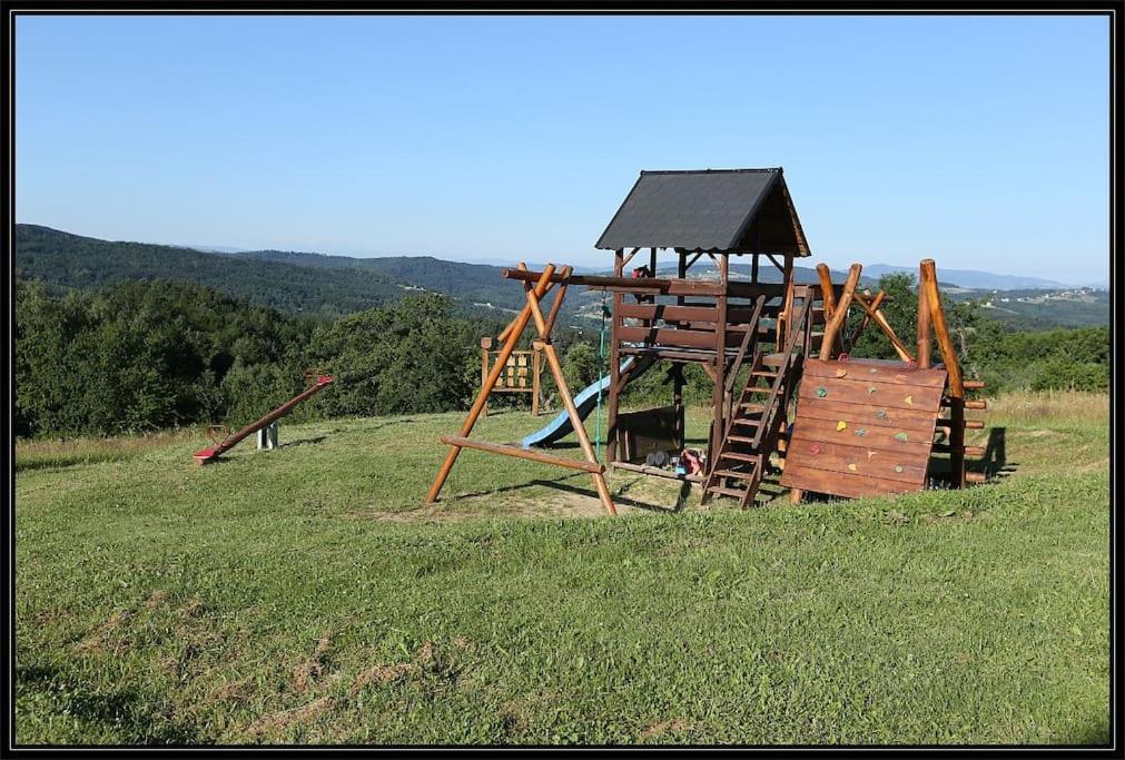 Swiety Spokoj Palesnica Buitenkant foto